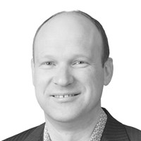 Portrettfoto av Jon Hellevang